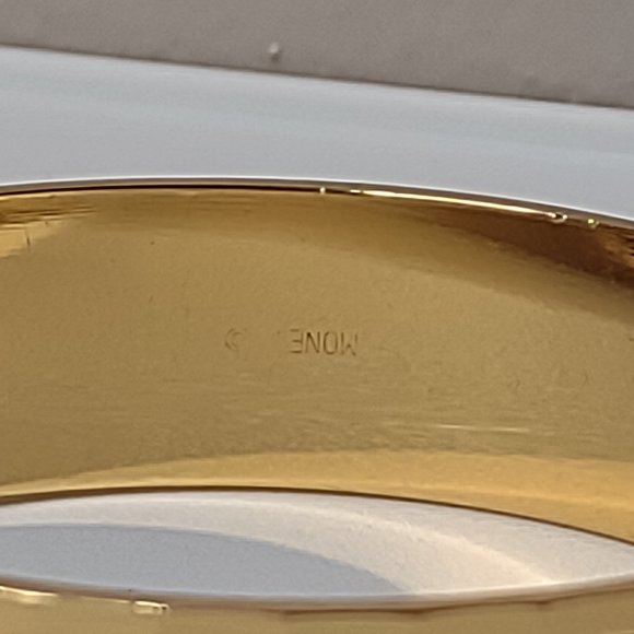 Vintage Monet Gold Tone Metal Bangle - Picture 5 of 12